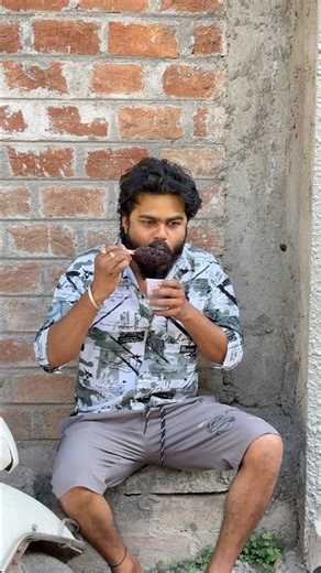 Gulaak vs Barf ka ￼Gola 😅💰❄️ || #Funny #Bachpan #Gulaak #Gola #Dosti #Relatable #DesiVibes #shorts