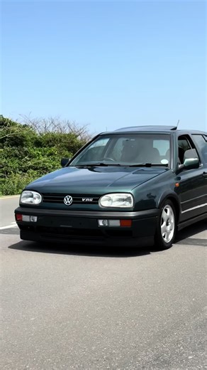 Roll'n with the Homies featuring VR6 Golf Mk3 in South Africa