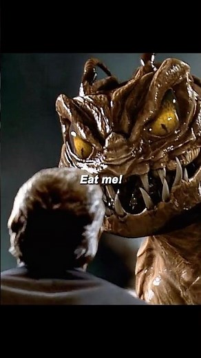 Swallowed to Strike Back! 😱🛸🔫 | Men in Black (1997)