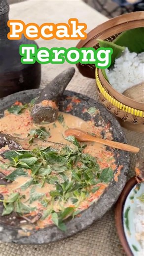 Pecak Terong #Kuliner #Resep #masakantradisional #jadul #kebun #tungkukayu #gandusari #blitar #sawah
