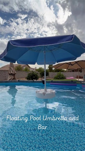 A Floating Bar and Umbrella 👏 Yes please!! This is perfect pool accessory for above ground or in ground pools #floatingbar #floatingumbrella #abovegroundpool #DealsForYouDays #tiktokshopcreatorpicks