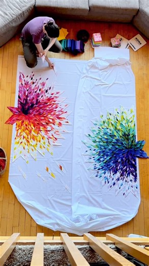 Rainbow Quilt Inspiration on Instagram: "My favorite Luminary Quilt yet is almost done! Here’s what I did to modify the original pattern and make it bigger: 🔥 Based on the Pattern at https://jamiebright.me/luminary ⭐ I doubled the pattern so that there were two bursts instead of one. ⭐ I also added an extra ring of diamonds so there are 4 rings instead of 3. PLUS I added one extra “row” so that these were bigger than half bursts. ⭐ I also did a double gradient instead of just one main gr