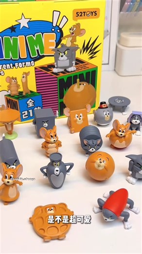 📦พรีออเดอร์ 10-20 วัน กดของทุกวัน ไม่มีปิดรอบ🛒 on Instagram: "[ Pre-order ] 🧀ซองสุ่มโมเดลจิ๋ว Tom & Jerry Mini Me > มีให้สะสม 20 ตัว + ลุ้นตัวซีเครท 1 ตัว 💯สินค้าลิขสิทธิ์แท้52Toys 📏ขนาด 4-5cm 💰ราคา ซองสุ่ม 150฿ / มัดจำ 70฿ ยกบ้อก (20ตัวไม่ซ้ำ) 1,950฿ / มัดจำ 1,000฿ #ทอมแอนด์เจอร์รี่ #ทอมแอนด์เจอร์รี่ชีสเค้ก #ทอมเจอร์รี่ #กล่องสุ่ม #popmartthailand #snoopythailand #คิตตี้น่ารัก #คิตตี้ #เฮลโลคิตตี้ #ของใช้สนูปี้ #ของใช้คิตตี้น่ารัก #คิตตี้ไทยแลนด์ #kittythailand #hellokittythailand #มอลลี่