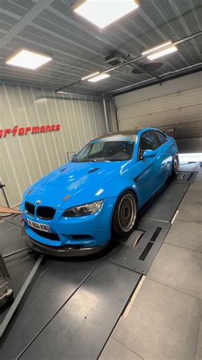 DM Performance France on Instagram: "2x BMW M3 2 Générations pour 2 plaisirs différents Développements sur mesure pour ces 2 BMW M3. - BMW M3 E92 4.4L by @vacmotorsports avec gestion programmable @syvecs_ltd - BMW M3 E30 2.5L avec gestion programmable @ecumaster_official Merci à Romain @racecal_ltd sans qui les 2 projets N’aurait pas abouti. N’hésitez pas à nous contacter pour vos projets #bmw #bmwm3 #bmwm3e30 #dmperformance #syvecs #bmwm"