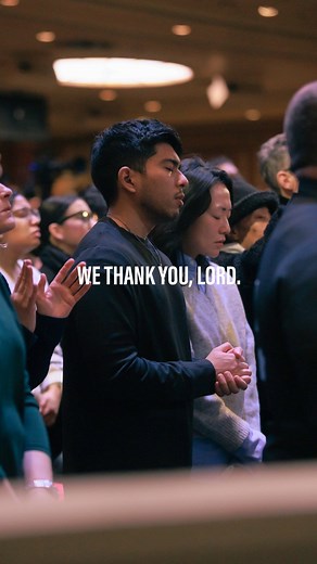 There’s always a reason to thank Jesus. In every season, His love, grace, and faithfulness never fail! Drop a comment below and share one reason you’re thankful today! Worship with us today at our 9am and 12pm Sunday services, online and in person. And remember, the BT Español service is in person at 3pm!#Gratitude #ThankYouJesus #BrooklynTabernacle | The Brooklyn Tabernacle
