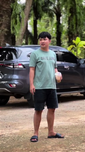 มือถือแต่แก้วน้ำ ส่วนในเป๋าหม้ายไร#ปอนมหาชัย #นับดาวนับปอนด์👩🏻‍⚕️👨🏻‍🌾 #กระบี่ #เด็กใต้ #fyp