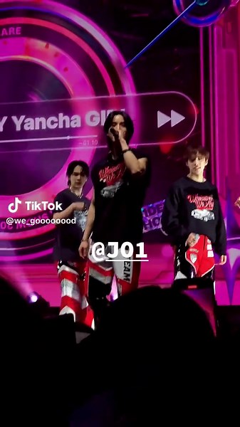 JO1 ライブパフォーマンス: 心をつかむ瞬間