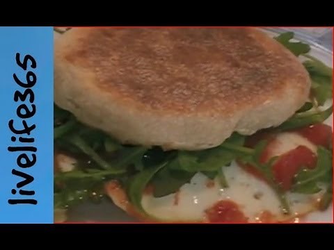 How to...Make a Killer Fried Egg and Arugula Sandwich
