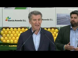 Feijóo corteja a los agricultores frente a Trump