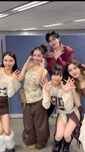 #NO_LIMIT_challenge with 체이서 윤성님! 💪 #NAVILLERA #나빌레라 #NO_LIMIT #CHASER #윤성