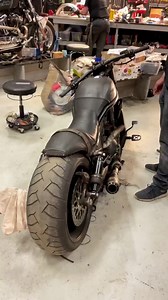 5.9K views · 276 reactions | Have you ever customized your own motorcycle? ⬇️  by davidhook #motorcycle #bobberbrothers #ride #custom #bobber #bobberstyle #bike #custombike #biker #chopper #motorcycles #oldschool #bikelife #bobberporn #bobberbuild | Bobber Brothers | Facebook