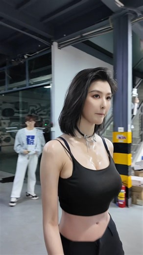 Cute Dance From Nancy Momoland