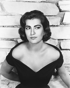 Irene Papas | Actriz, Directora, Banda sonora