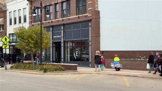 Downtown Aberdeen was hopping for Halloween 2025! ￼ Downtown Aberdeen SD, Aberdeen SD CHS Class of 1975 | Jay Kirschenmann