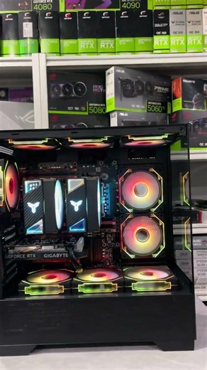 IT IS SMALL PC GAMING, IT IS RUNNING SO SMOOTH #gamer #gamingpc#gaming #usa