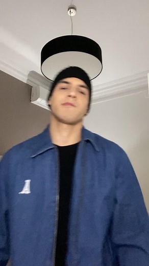 Videos de Bastian Karim (@bastiankarimx) con “Parce (feat. Lenny Tavárez & Justin Quiles) - Maluma”