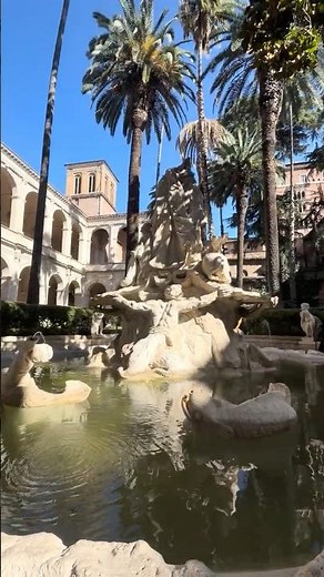 Secret Garden of Palazzo Venezia: Rome’s Hidden Oasis & Wild Parrots #hiddenrome #travelitaly
