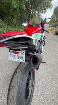 A friend's new MV Agusta F3, 3 cylinders, 800cc of Italian goodness! #agusta #italianbike #davidkris