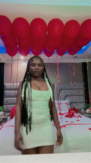 Makombies (@makombies)’s videos with original sound - Veron✨️!