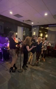 HAVING A GREAT TIME! SING IT LADIES! ANNIE TIRONE “GOING TO THE CHAPEL” (Of Love) | Bobby Valli