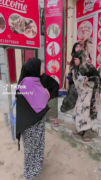 Salonke ku dumay: Hanka iyo Khadroqiyaas