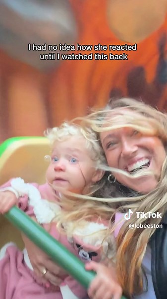 Pakistani Women's Hilarious Roller Coaster Reactions