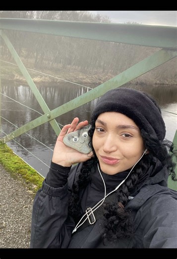 My friend gave me a pet rock when I was depressed & I’ve brought him on every hike & adventure since 💫 my lucky charm #petrock #hiking #imaginaryfriend #fyp