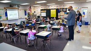Shortage of substitute teachers statewide prompts Oregon to change licensing requirement