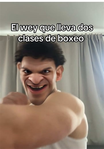 Beto y sus movimientos de cadera en el boxeo