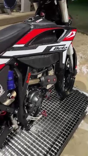 Beta RR125 Tuning Supermoto Sickmotos Krümmer aus Titan mit Beta Factory Endschalldämpfer #supermoto