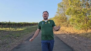 119K views · 4K reactions | Hier is n nuwe weergawe van my lied " Ons glo in jou" Luister die volle album hier https://my.spread.link/faom | Robbie Wessels | Facebook