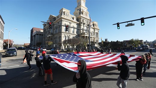 Thousands expected to honor veterans during annual parade in downtown Zanesville