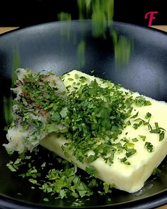 8.8K views · 18 reactions | Process of making garlic toast with cheese | Fabiosa Hearty | Facebook