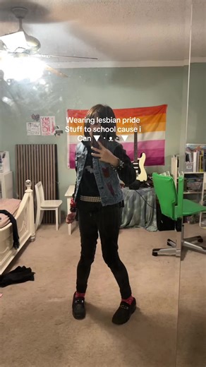 i have suspicions 2 of my teachers are homophobic so lets see how this goes #lesbian #lesbiansoftiktok #lgbt🌈 #lesbianpride #lgbt🏳️‍🌈