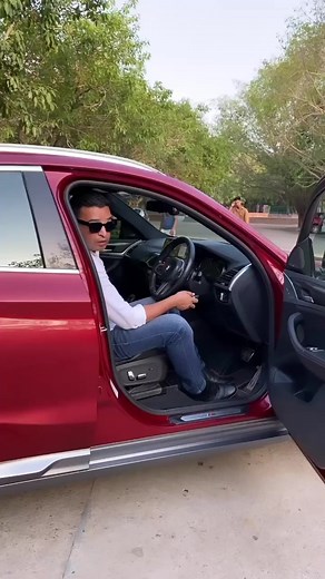 2.7K views · 32 reactions | BMW X4 Key  Features ( Customer Extra pay 70,000 for Key ) 2019 Model Price 55 Lakhs #cars #preownedcars #usedcarsforsale #bmwx4 #bmwforsale #bmwx4forsale #premiumusedcars #premiumluxurycars #carsfeatures #luxutycars #keyfeatures #carkeyfeature #luxurycarkeys | Moto Finder | Facebook