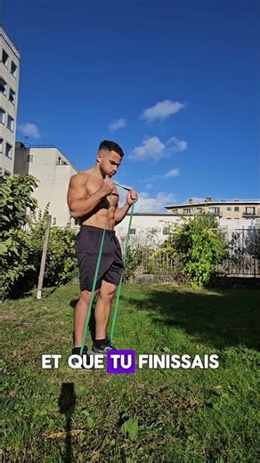 💪 Séance Biceps à la maison avec un simple élastique !