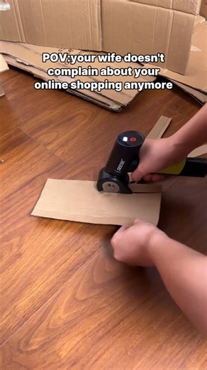 ⚡ Cut Smarter, Faster & Effortlessly! ⚡ 🔋 Rechargeable design delivers powerful cordless convenience ✂️ High-speed blade slices through cardboard with clean, smooth precision 💪 Reduces hand strain — perfect for packing, crafting, and warehouse tasks 🌟 Lightweight, ergonomic build for comfortable all-day use 🛒 Boost your productivity — grab this fast electric cutter today! 👇 | Flaterlandcap
