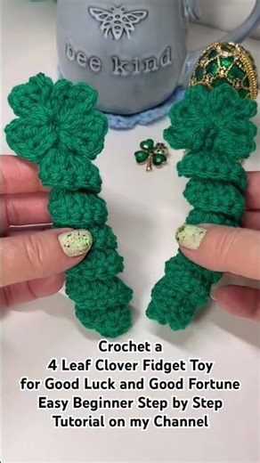 Crochet a 4 Leaf Clover Fidget Toy - Easy Beginner Step by Step Tutorial #crochet4leafclover