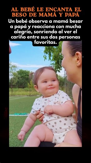 👶❤️ Al Bebé le Encanta el Beso de Mamá y Papá #Baby #MomAndDad #FamilyLove #CuteBaby #BabyReaction