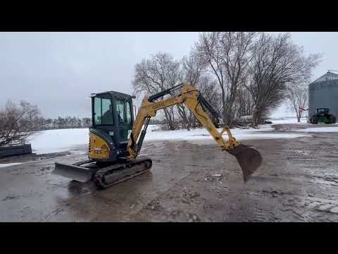 2017 Gehl Z25 2-speed Mini-Excavator with 20” tooth bucket & blade. Auxiliary connection for thumb.