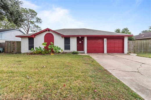 5011 Abercreek Ave, Friendswood, TX 77546 - MLS 42776165 - Coldwell Banker