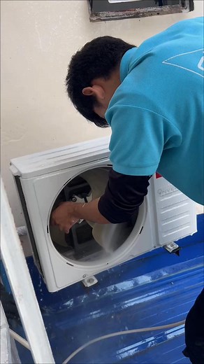 Preventive maintenance split type outdoor unit #airconditioningservice #SplittypeAircon #AirconCleaningServiceNearMe | Air expert Airconditioning services Cavite