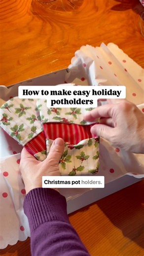 Cyndy • Quilting, Stitching, Sewing on Instagram: "The perfect gift for yourself or your loved ones for the holidays 殺 and of course, you can use this pattern with non-holiday fabric too. I am hustling to get the last of my decorations up and all of my gifts finished up and wrapped. Then onto baking! The snow is coming too. What do you have planned this weekend? Love, Mama"