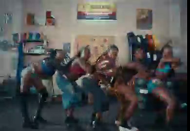 Even with pregnancy she still tell am there’s rice at home make he no waste money for background vocals 😂