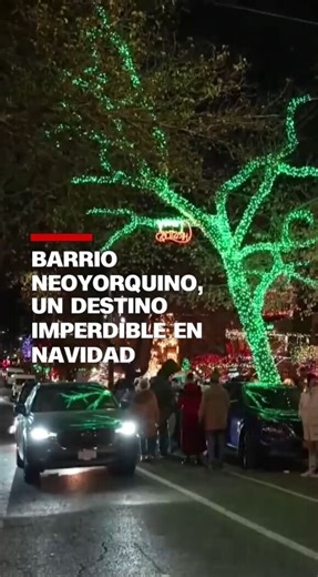 Dyker Heights, un barrio neoyorquino en el sur de Brooklyn, se ha convertido en una de las principales atracciones navideñas por sus peculiares adornos. | CNN en Español