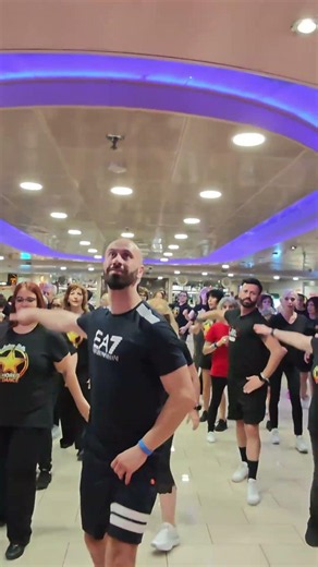 SAL DA VINCI | Tell Me | SALSA | Group Dances |ft. SERENA BRANCALE | Andrea Stella |TREND #salsa