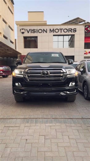 2020 Land Cruiser ZX V8 Black Brono Review