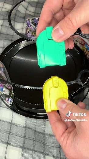 Twisted Tempo Battles Winged Pegasus in Beyblade Match