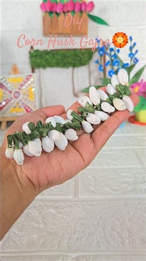 Diy Corn husk gajra🌸🏵️#artshorts #diy #art #shorts #craft #shortviral #decor #artificialflowers
