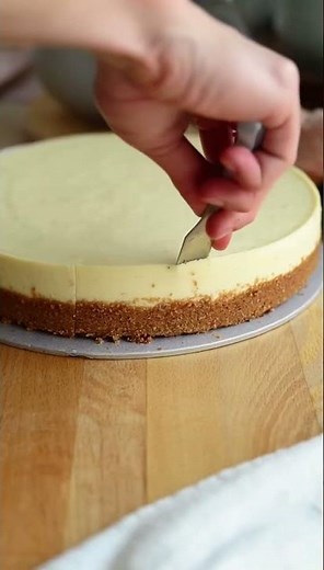 NO BAKE CHEESECAKE 5 Min! 😍 Creamiest Ever #shorts #recipe